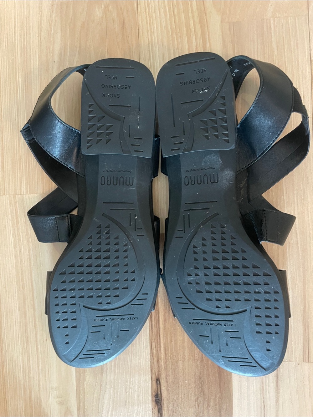 Munro Black Leather Strappy Sandals - Picture 3 of 4